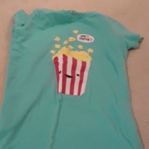 Aqua green short with popcorn